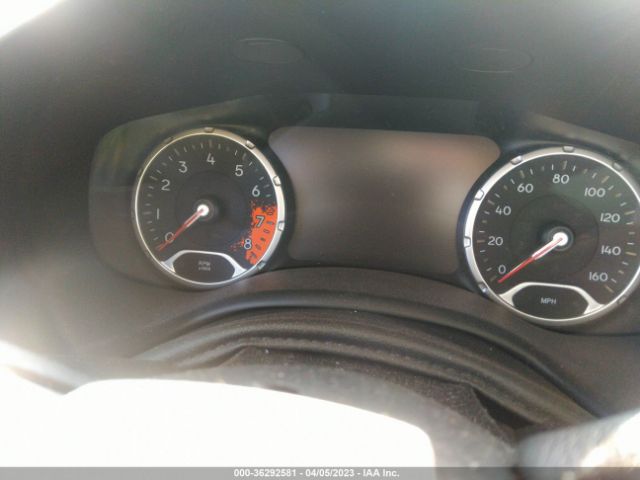 ZACCJADT0FPB72389 Jeep Renegade Limited