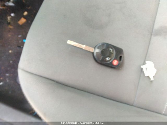 1FMCU0G78FUC75701 Ford ESCAPE SE