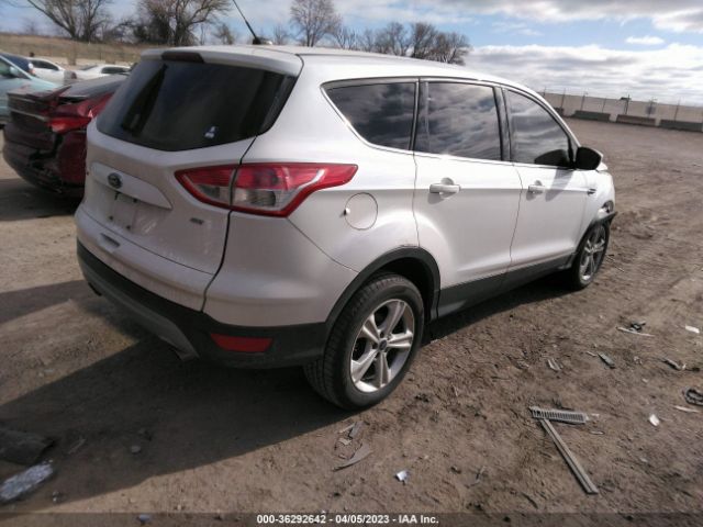 1FMCU0G78FUC75701 Ford ESCAPE SE