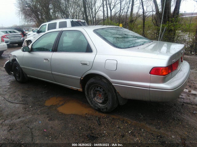 2000 TOYOTA CAMRY CE/LE/XLE VIN: 4T1BG22K8YU012167