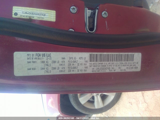 1C4NJDEB2GD637432 Jeep Compass Latitude