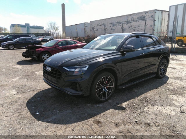 WA1EVAF17KD035976 Audi Q8 Premium Plus