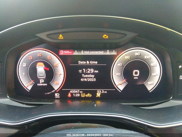WA1EVAF17KD035976 Audi Q8 Premium Plus