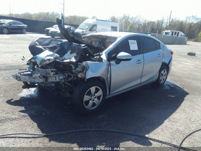 Chevrolet Cruze Ls Auto 2018 1G1BC5SM2J7208623 Image 2