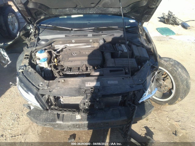 3VWL17AJ1HM258740 Volkswagen Jetta 1.8t Sel
