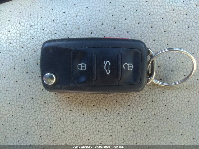 3VWL17AJ1HM258740 Volkswagen Jetta 1.8t Sel