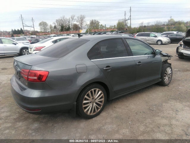 3VWD17AJ0FM309937 Volkswagen Jetta Sedan 1.8t Se