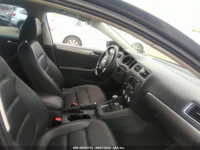 3VWD17AJ0FM309937 Volkswagen Jetta Sedan 1.8t Se