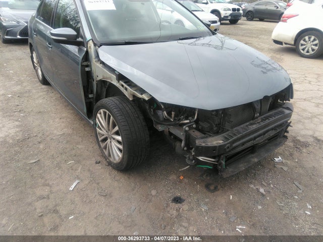 3VWD17AJ0FM309937 Volkswagen Jetta Sedan 1.8t Se