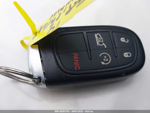 Jeep Cherokee Latitude 2014 1C4PJLCB3EW217105 Image 3