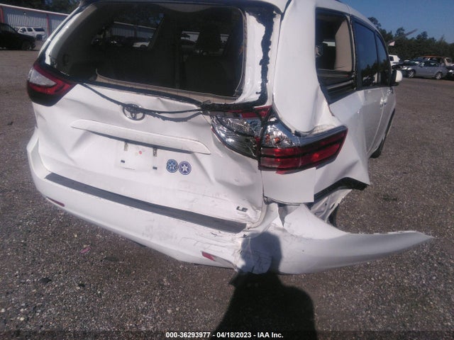 2015 TOYOTA SIENNA LE VIN: 5TDKK3DC3FS532504