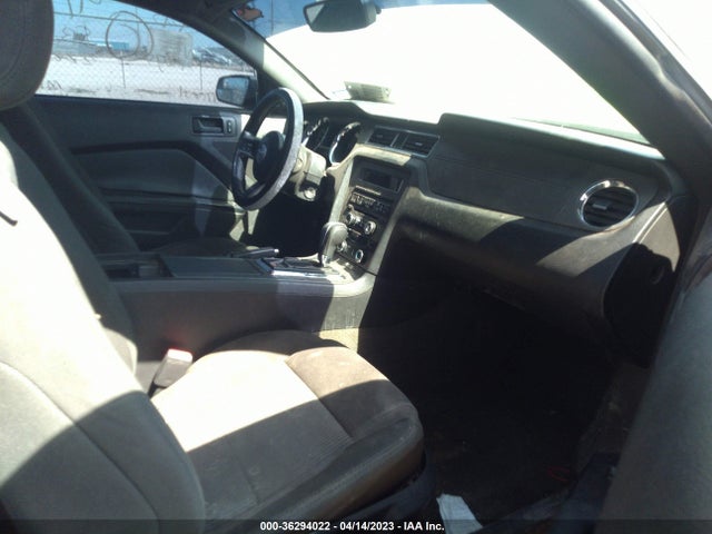 Ford Mustang V6 2014 1ZVBP8AM6E5288294 Image 5