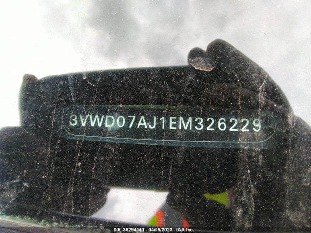 3VWD07AJ1EM326229 Volkswagen Jetta Sedan Se W/connectivity/sunroof