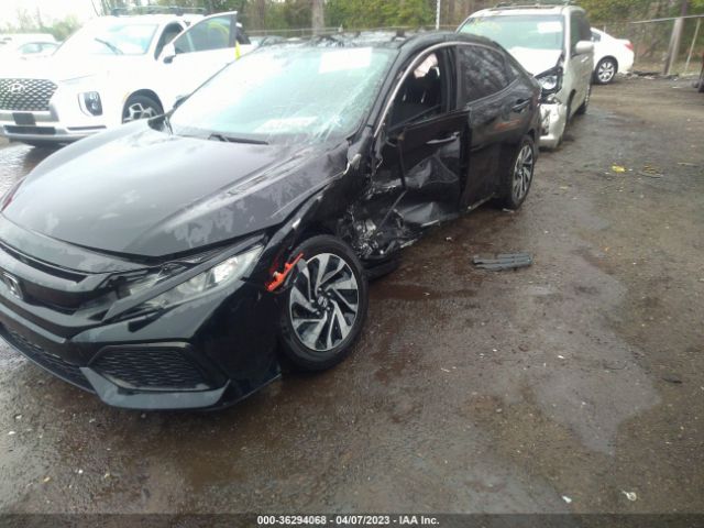 SHHFK7H22JU401103 Honda Civic Hatchback Lx