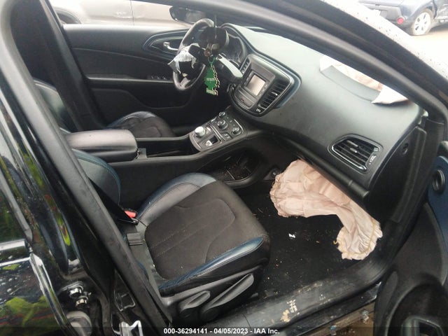 Chrysler 200 S 2015 1C3CCCBB4FN749890 Image 5