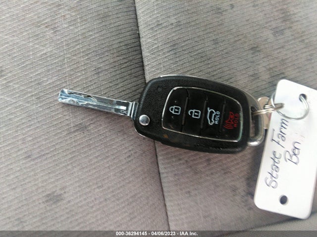 Hyundai TUCSON SE 2016 KM8J3CA43GU155168 Image 3