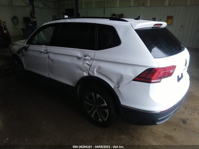 3VV0B7AX4NM035676 Volkswagen TIGUAN S