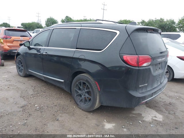 2C4RC1EG3HR587564 Chrysler Pacifica Touring-l Plus
