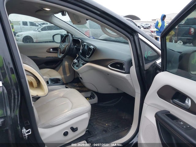 2C4RC1EG3HR587564 Chrysler Pacifica Touring-l Plus