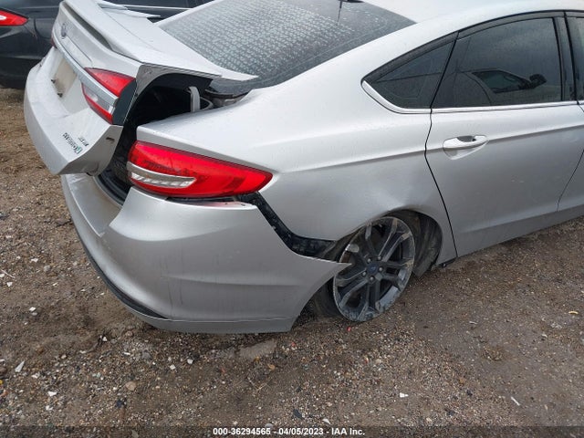 3FA6P0LU5JR128133 Ford Fusion Hybrid Se