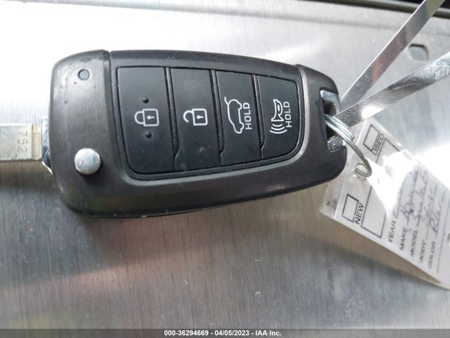 Hyundai Santa Fe Se 2019 5NMS23AD5KH075317 Image 3