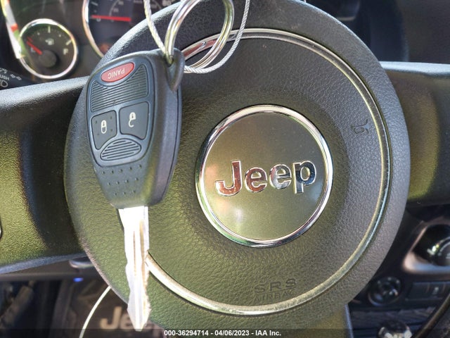 1C4BJWDG3FL762410 Jeep Wrangler Unlimited Sport