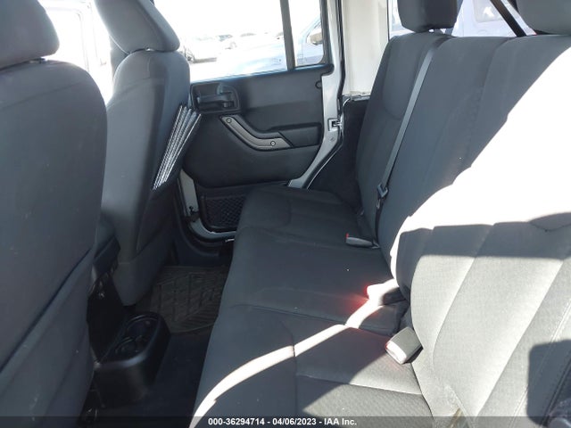 1C4BJWDG3FL762410 Jeep Wrangler Unlimited Sport