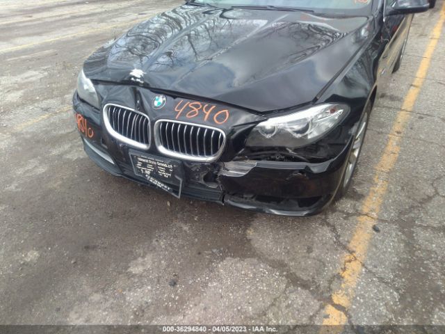 WBA5A5C56ED501589 BMW 5 Series 528i