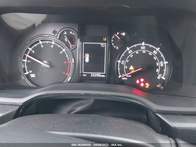 Toyota 4RUNNER SR5 2022 JTEMU5JRXN6036293 Image 8