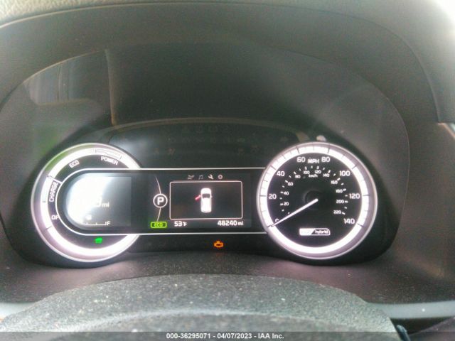 KNDCB3LC4K5250605 KIA NIRO LX