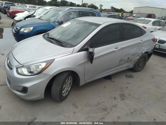 Hyundai ACCENT GLS 2014 KMHCT4AE3EU696368 Image 2