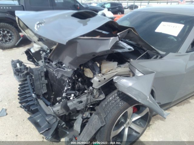 2C3CDZAG0KH623252 Dodge Challenger Sxt