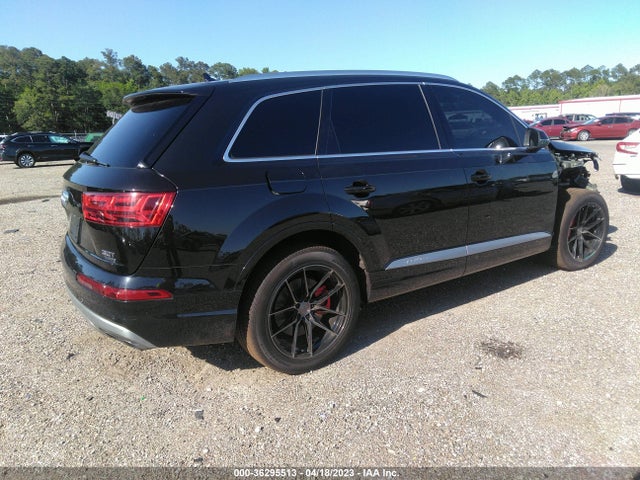 WA1LAAF72HD055407 Audi Q7 Premium Plus