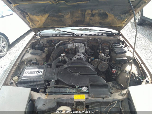 1988 MAZDA RX7 VIN: JM1FC3318J0609264
