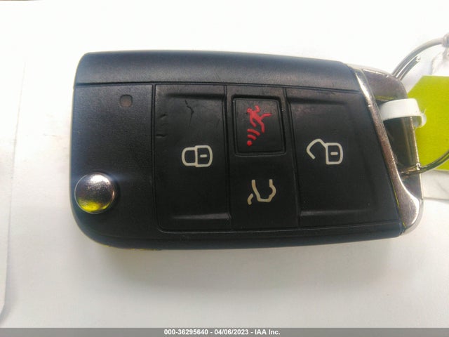 3VV2B7AX5JM012720 Volkswagen Tiguan Sel/se