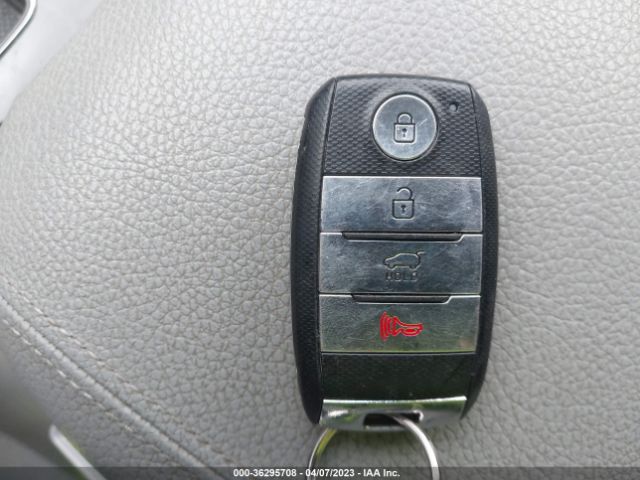 5XYKW4A70FG609666 KIA SORENTO SX