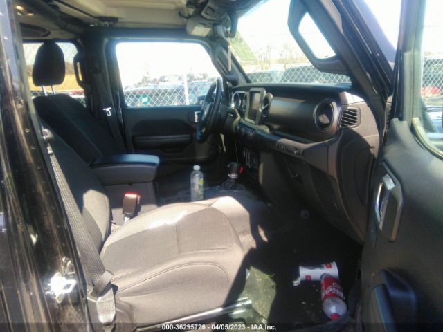 1C4HJXDM1MW823738 Jeep Wrangler Unlimited Sport S