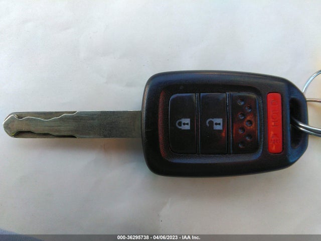 Honda FIT LX 2015 3HGGK5H59FM723925 Image 3