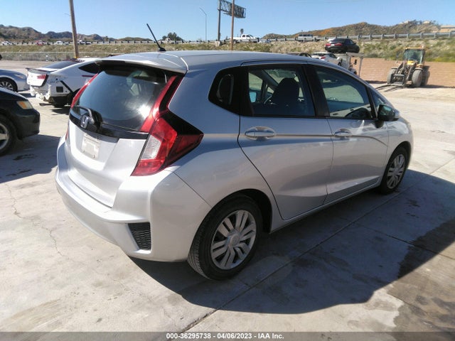 Honda FIT LX 2015 3HGGK5H59FM723925 Image 5
