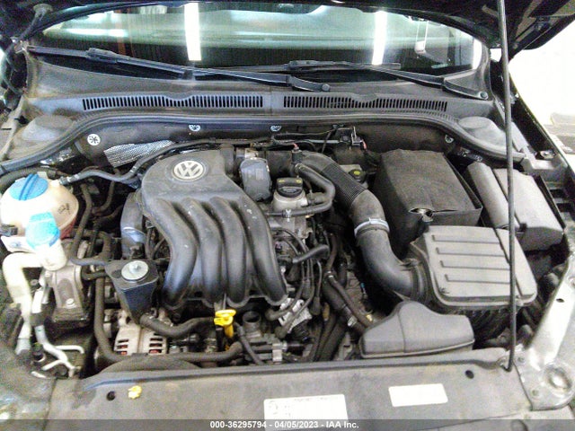 3VW2K7AJXEM399651 Volkswagen Jetta Sedan S