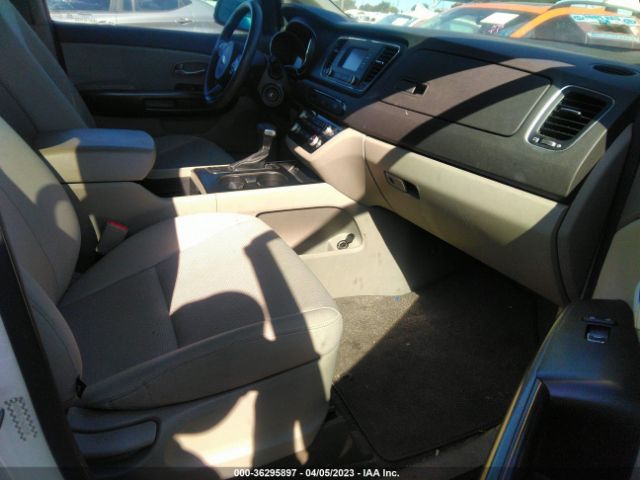 KNDMA5C11H6265504 KIA Sedona L
