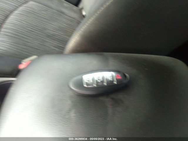 3N1AB7AP6HL647636 Nissan SENTRA SV