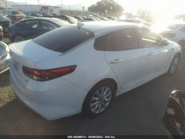 5XXGT4L31JG233842 KIA Optima S