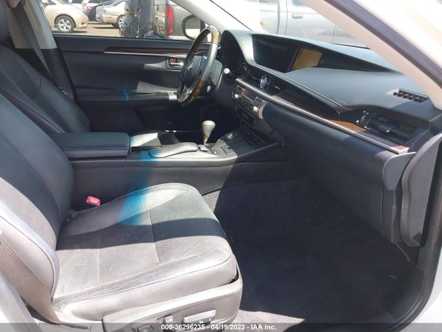 JTHBK1GG3E2132661 Lexus ES 350