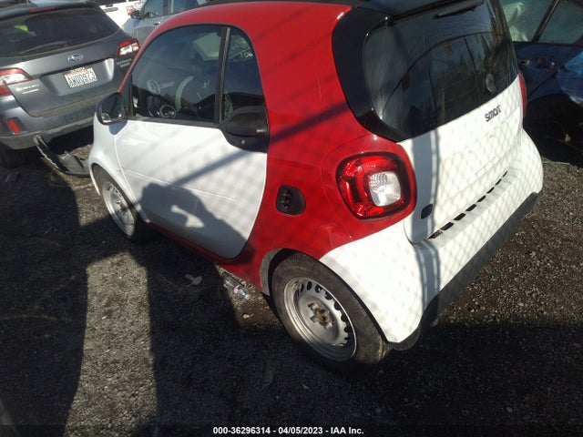 2019 Smart Fortwo, VIN: WMEFJ9BA6KK359850