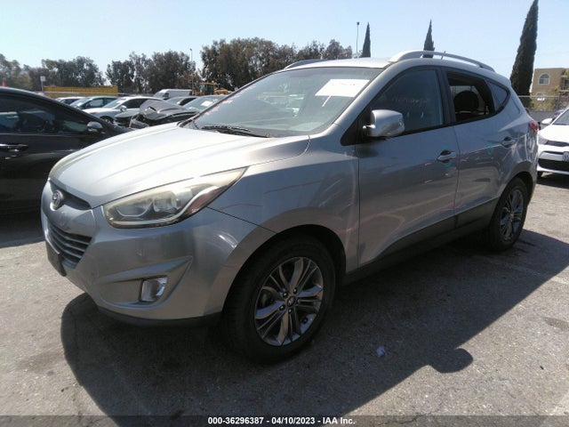 Hyundai TUCSON SE 2015 KM8JU3AG7FU010348 Image 2