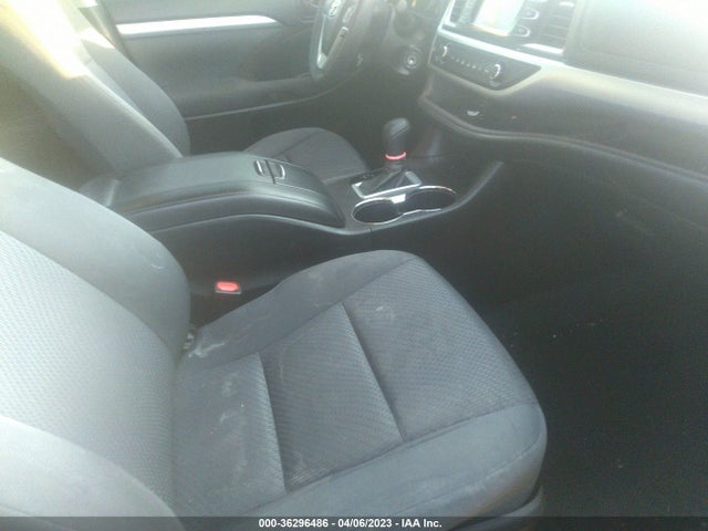 Toyota Highlander Le 2016 5TDZKRFH8GS142865 Image 7