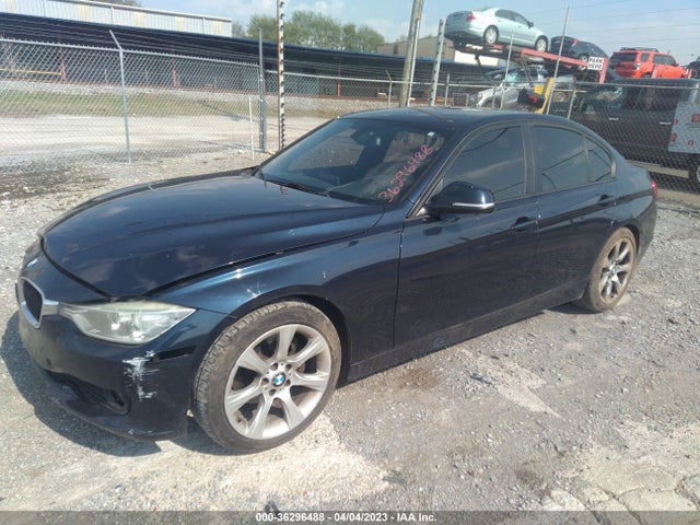 BMW 3 Series 320i 2014 WBA3B1C5XEF078596 Image 2