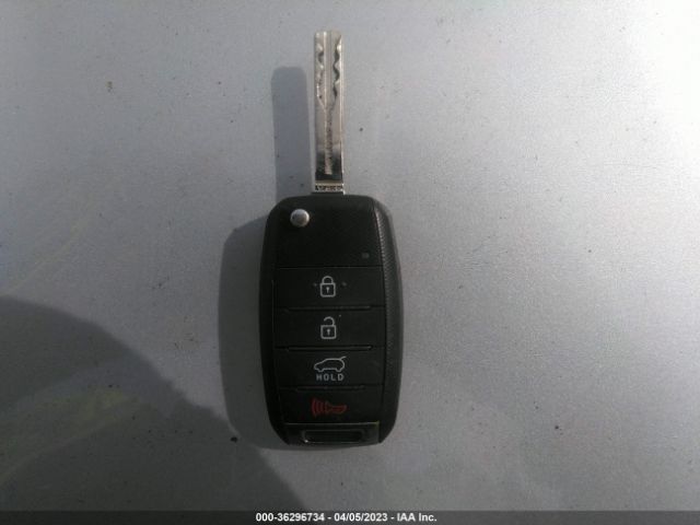 KNDJP3A58H7472560 KIA SOUL +