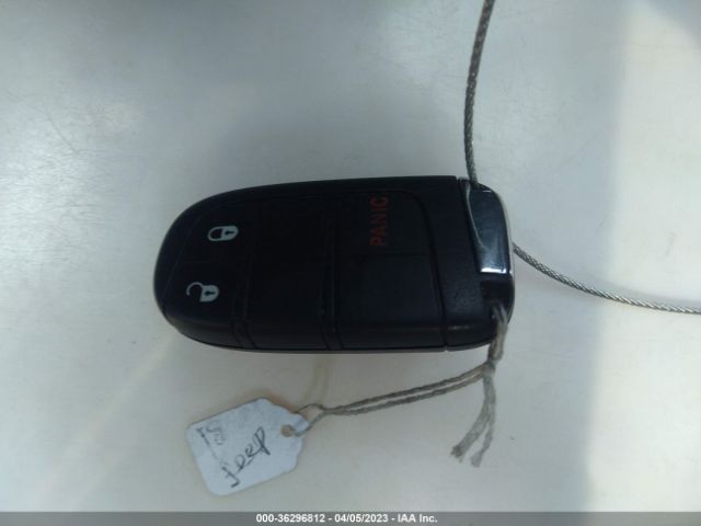 3C4NJDABXJT470728 Jeep Compass Sport